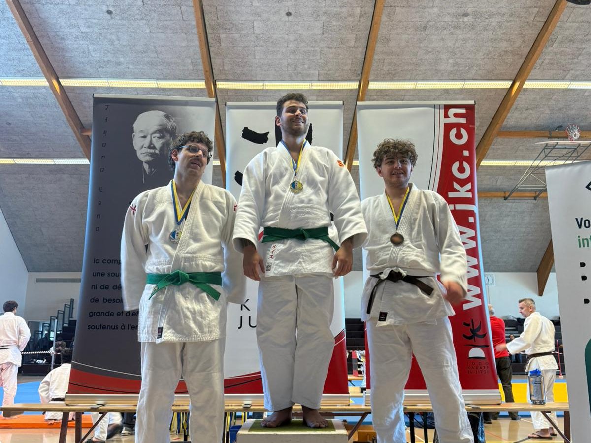 0a4d4368-85fc-41f2-8ae5-518f95dd61ae